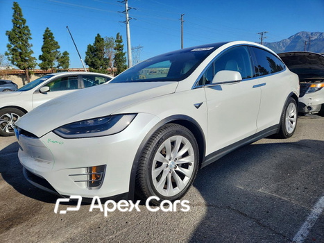 Tesla Model X 2018 - Image 1 of 12
