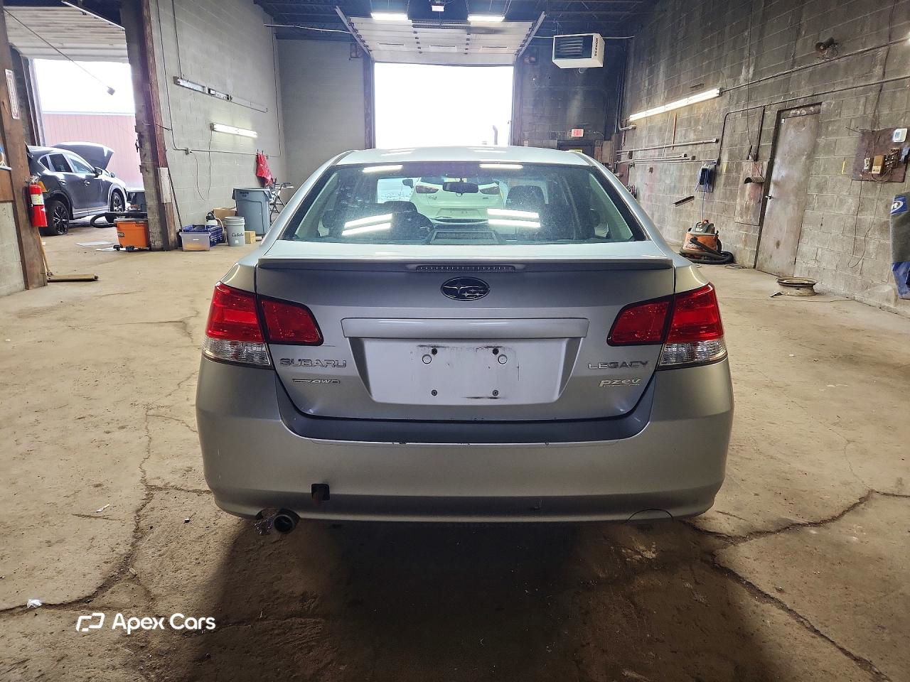 Subaru Legacy 2012