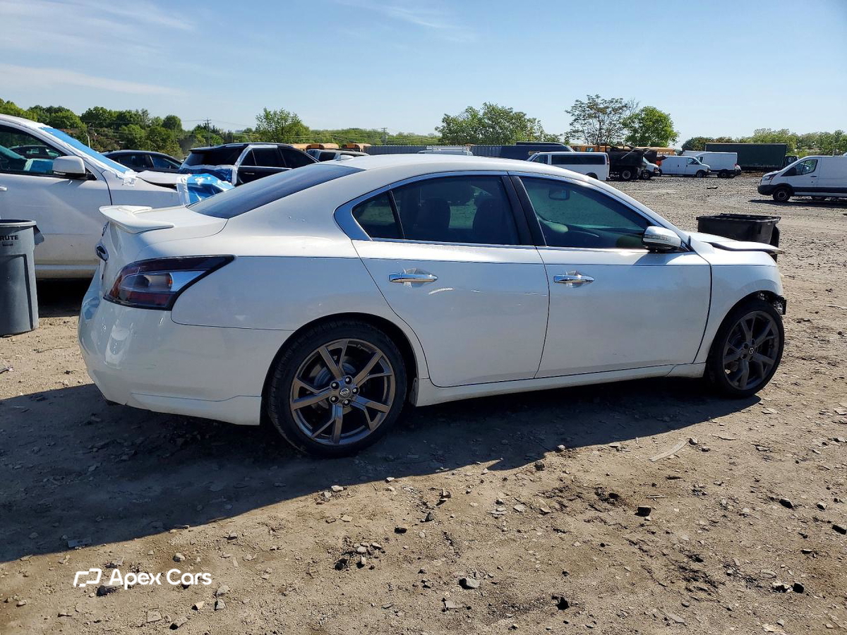 Nissan Maxima 2013