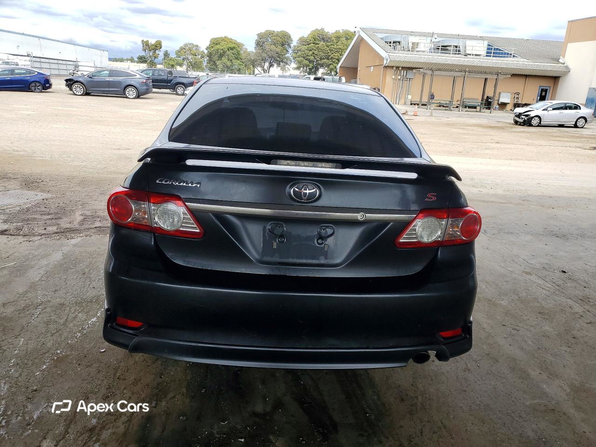 Toyota Corolla 2013