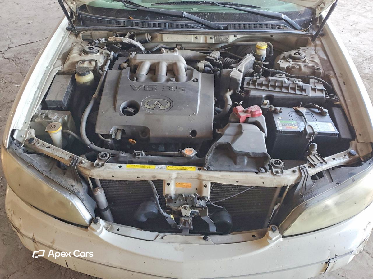 Infiniti I 2004