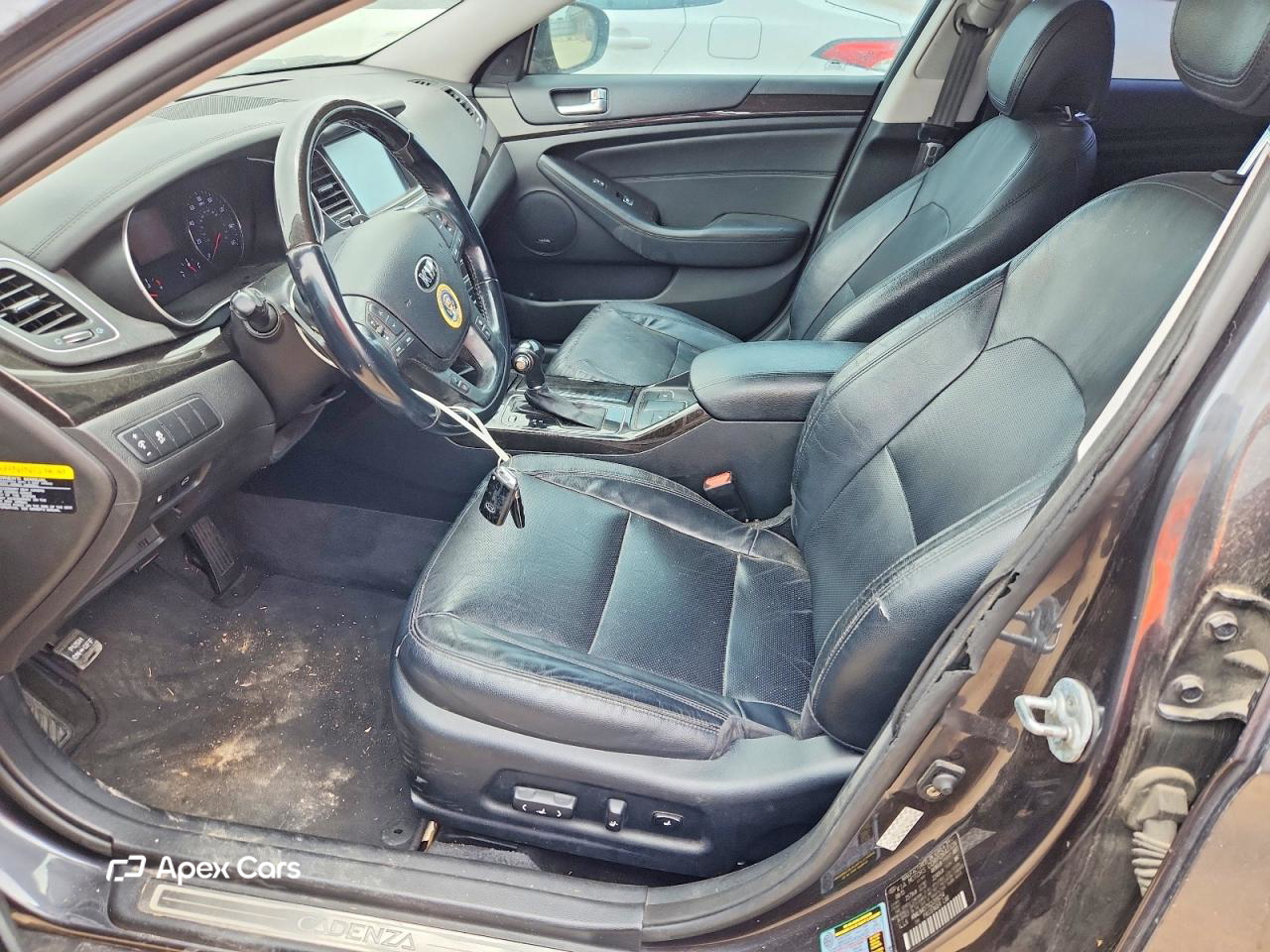 Kia Cadenza 2016
