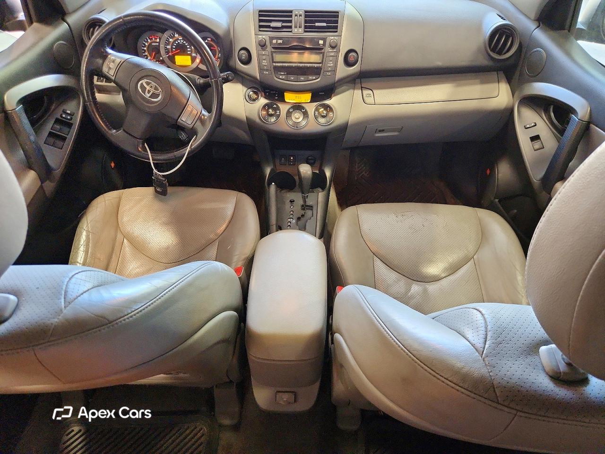 Toyota RAV 4 2010