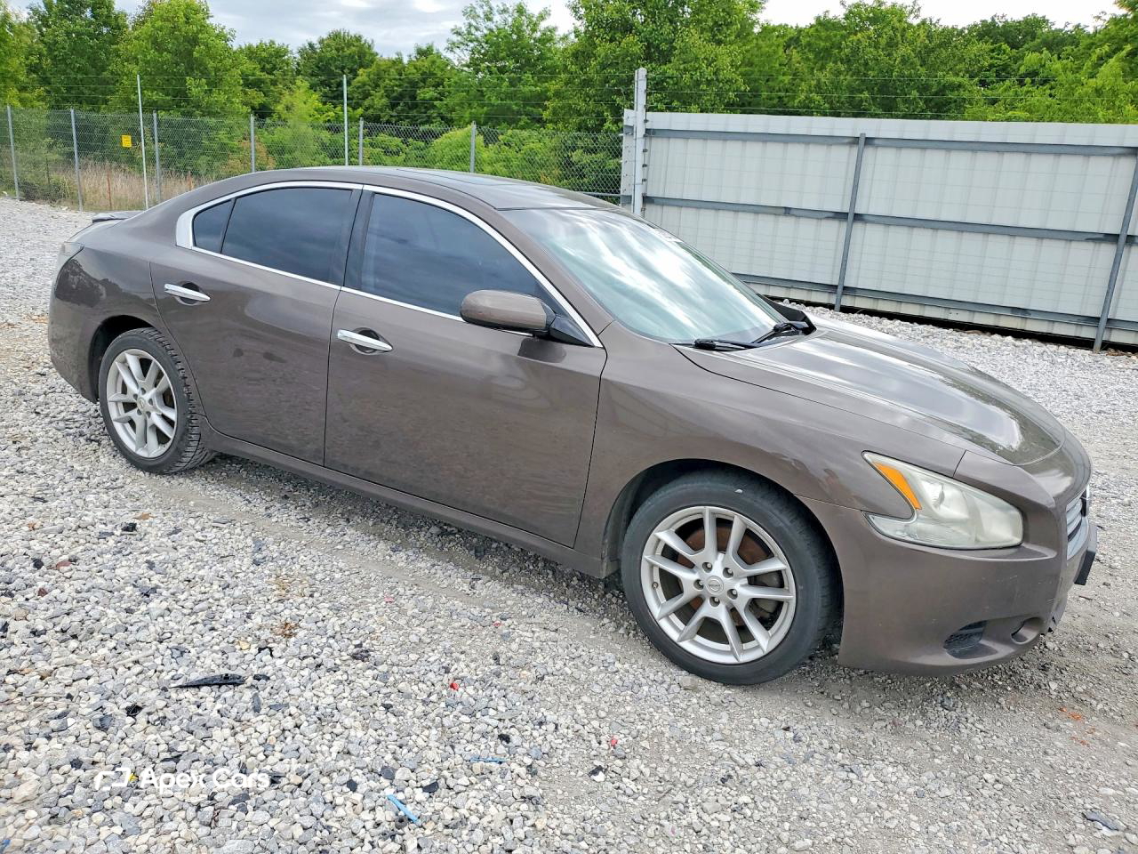 Nissan Maxima 2013