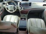 Toyota Sienna 2014