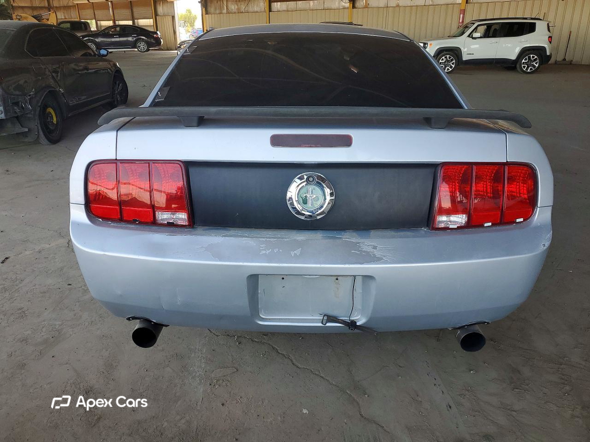 Ford Mustang 2006
