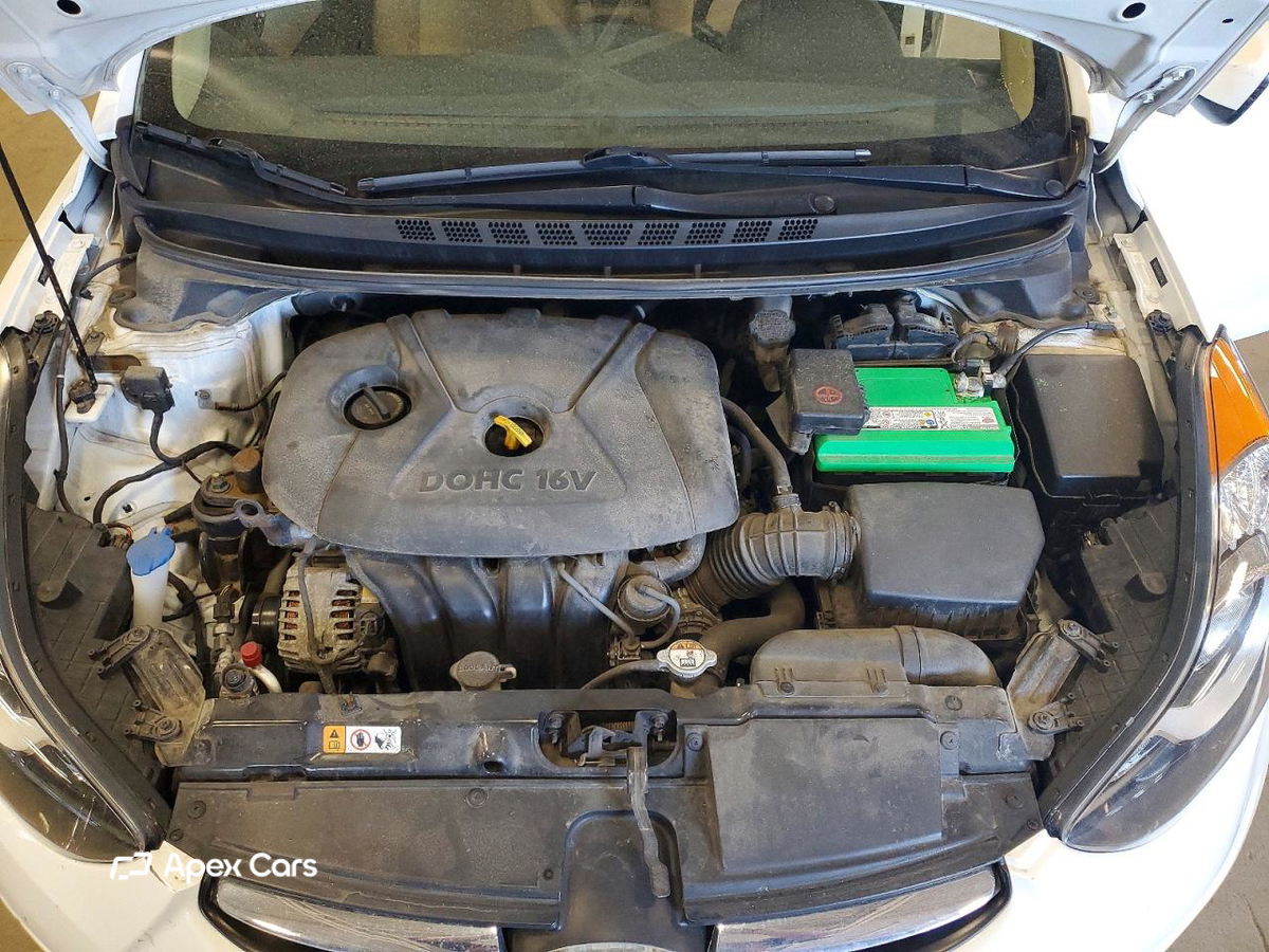 Hyundai Elantra 2013