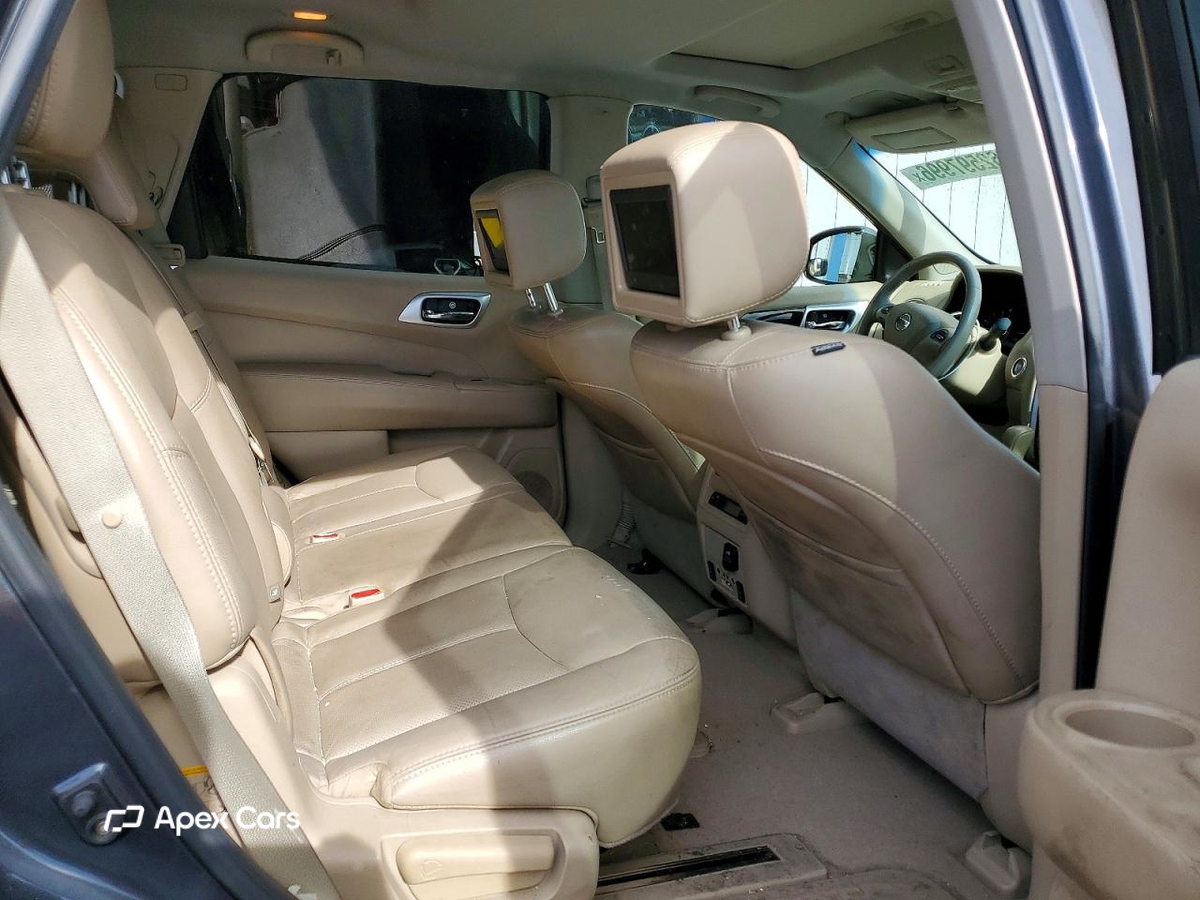 Nissan Pathfinder 2014