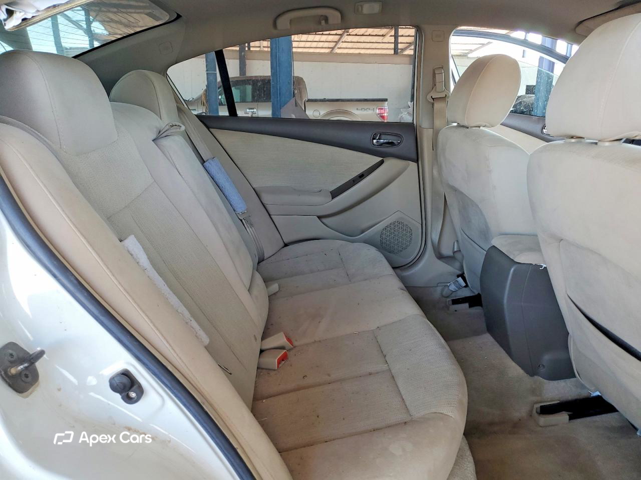 Nissan Altima 2010