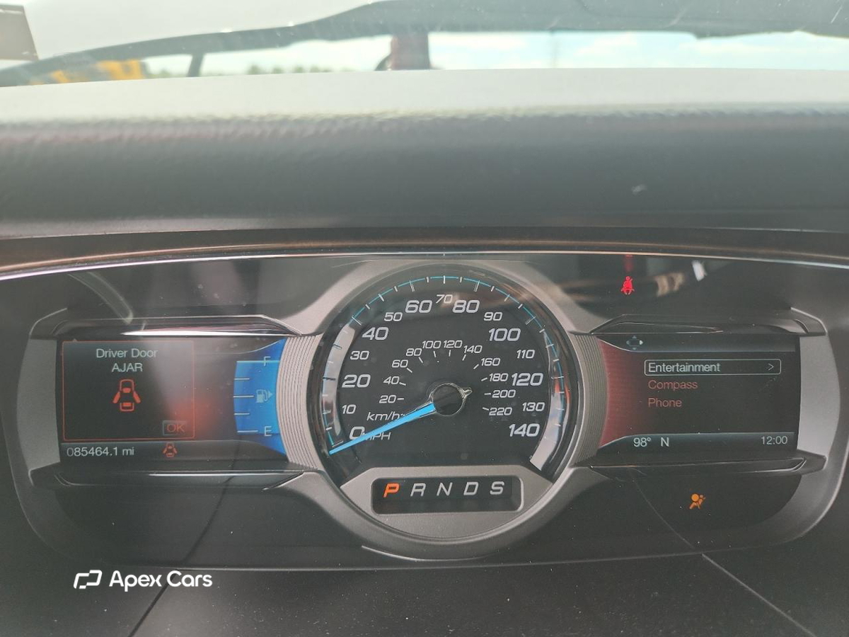 Ford Taurus 2016