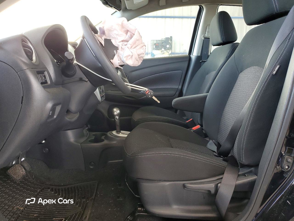 Nissan Versa 2017