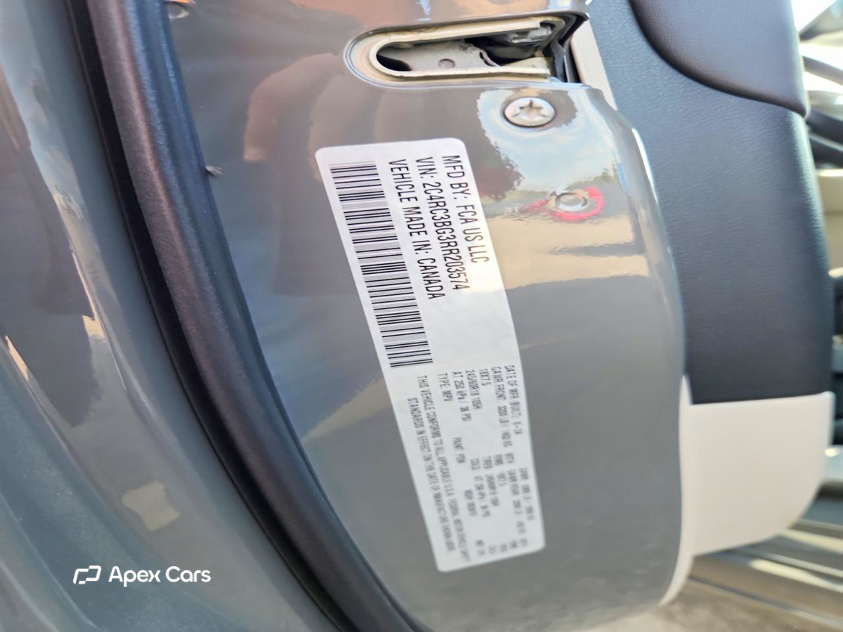 Chrysler Pacifica 2024