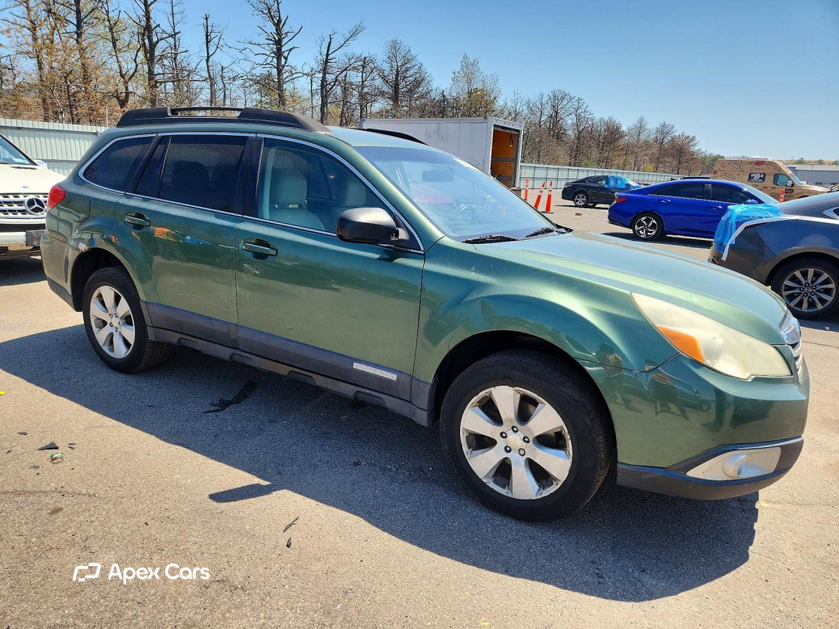Subaru Outback 2011