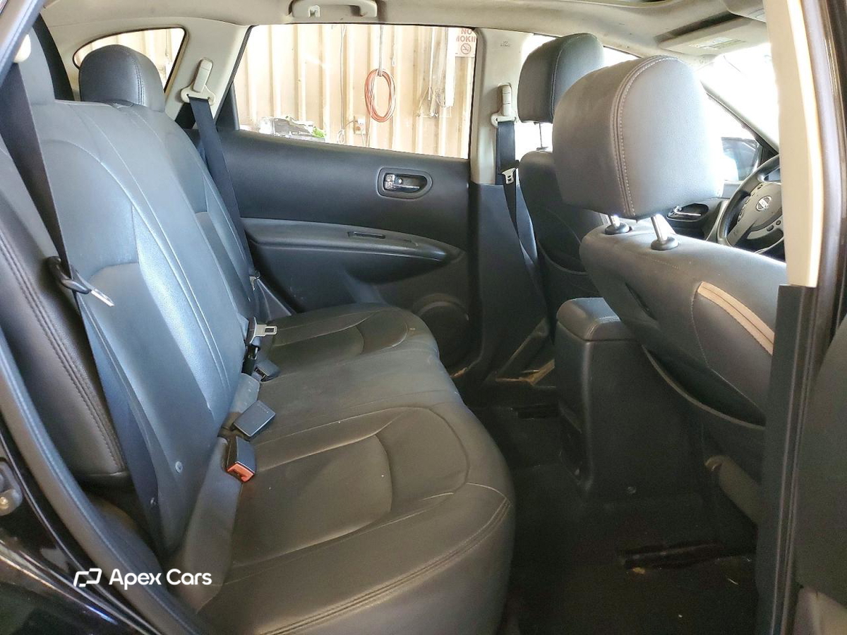 Nissan Rogue 2011