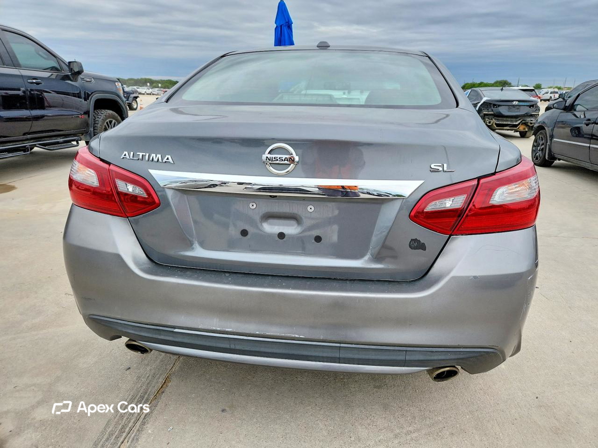 Nissan Altima 2018