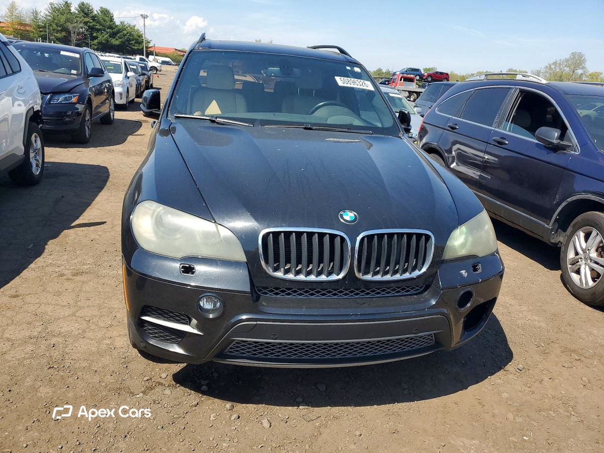 BMW X5 2011