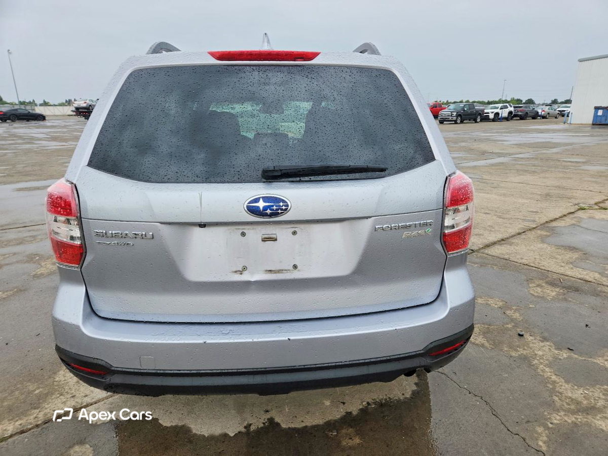 Subaru Forester 2016