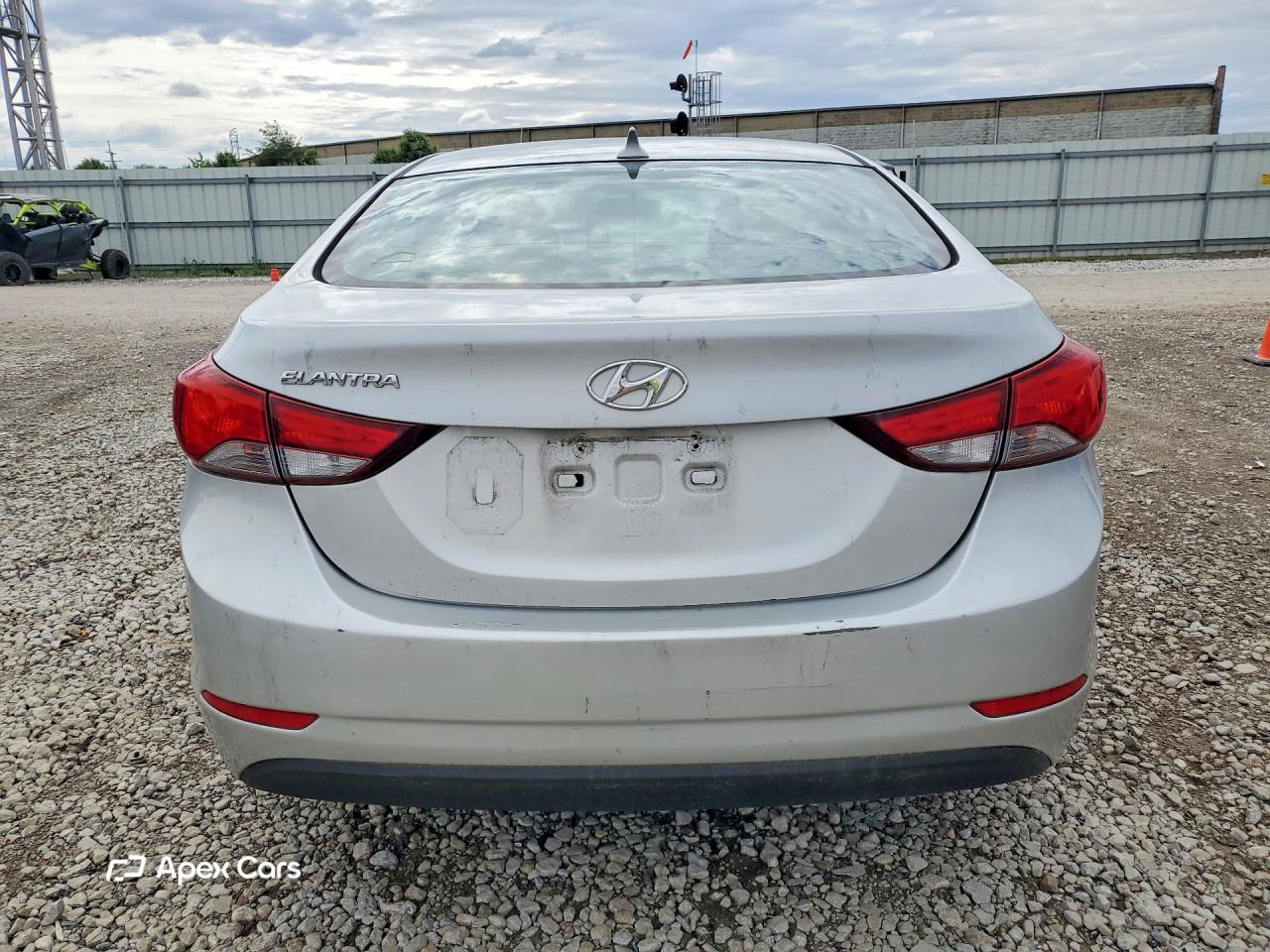 Hyundai Elantra 2015