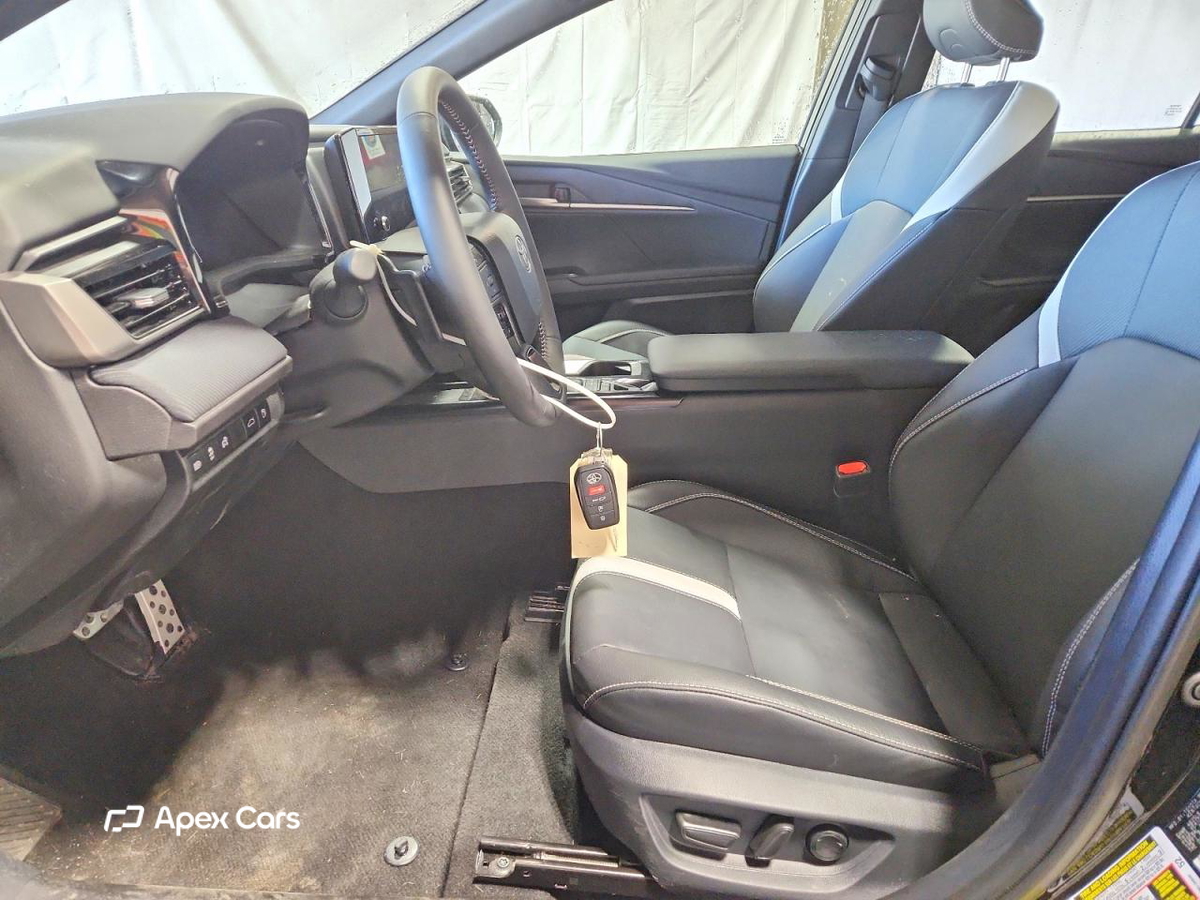 Toyota Camry 2026