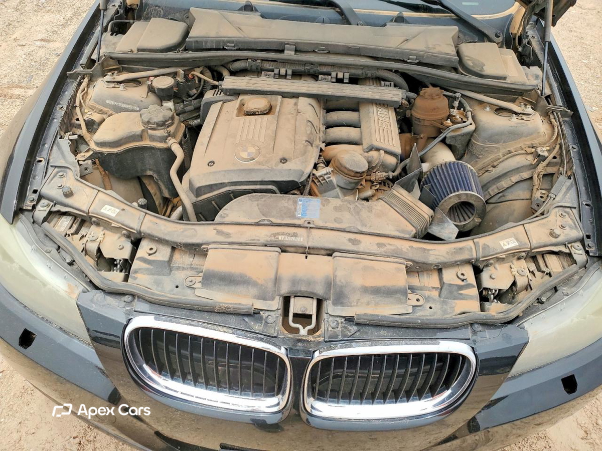 BMW Series 3 2010