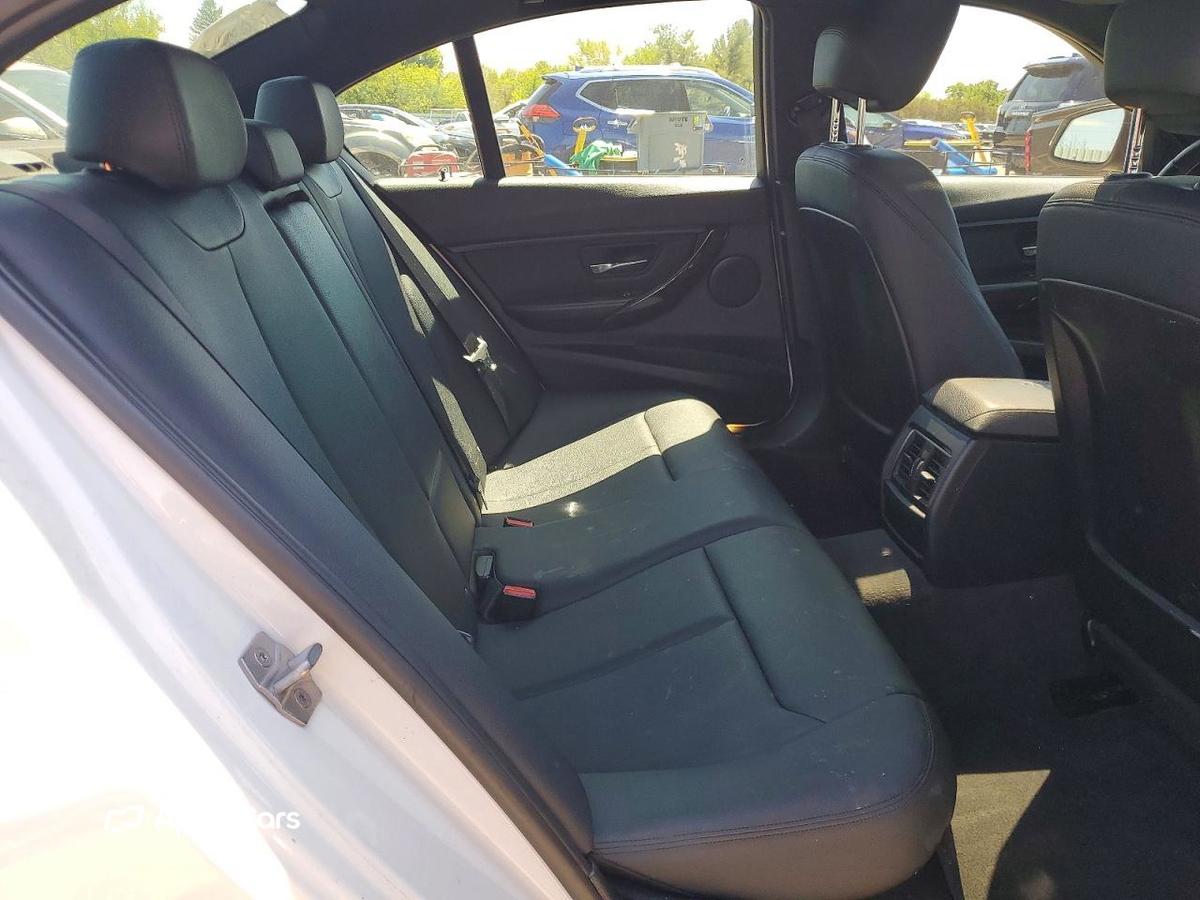 BMW Series 3 2016
