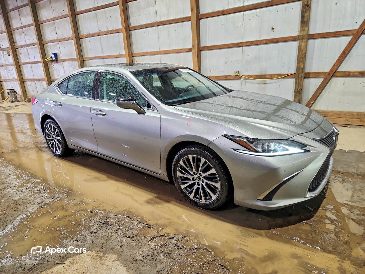 Lexus ES 2021