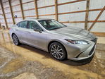 Lexus ES 2021