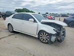 Toyota Avalon 2011