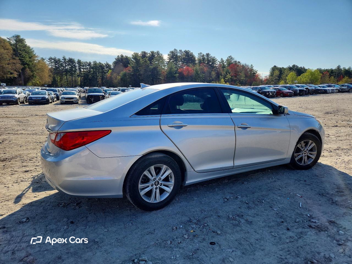 Hyundai Sonata 2013