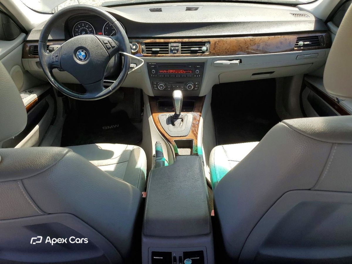 BMW Series 3 2011