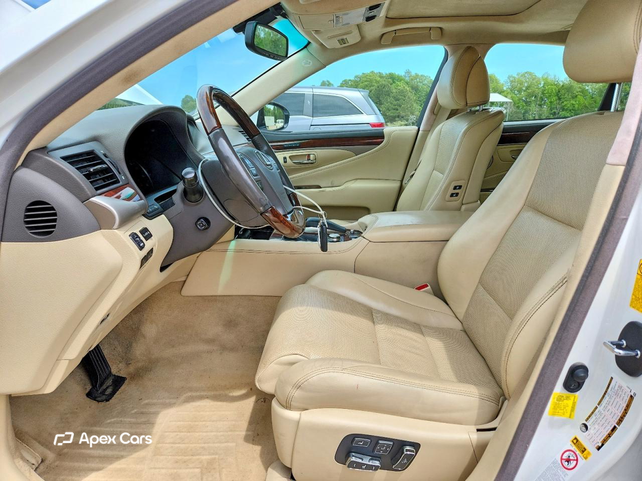 Lexus LS 2014
