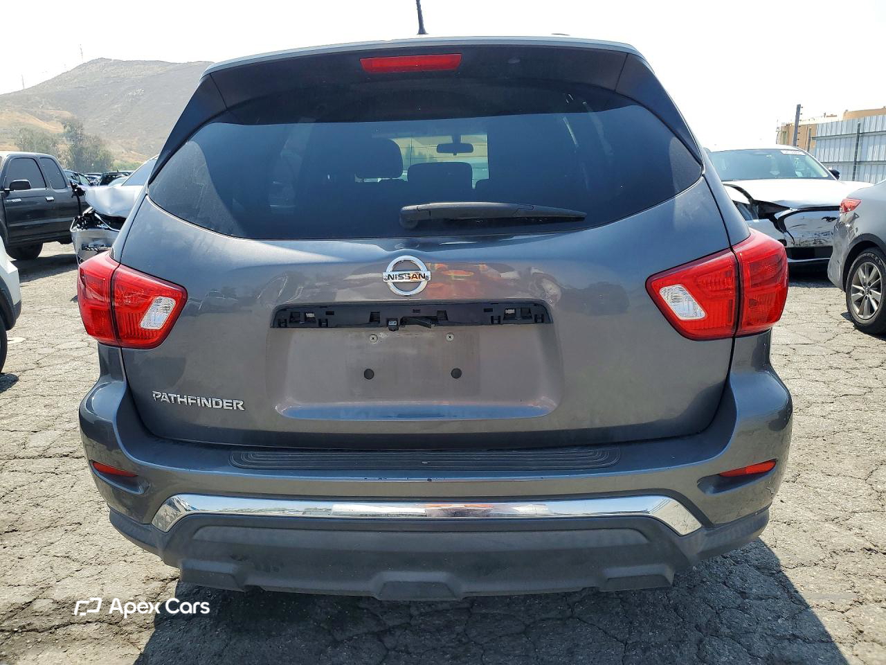 Nissan Pathfinder 2017