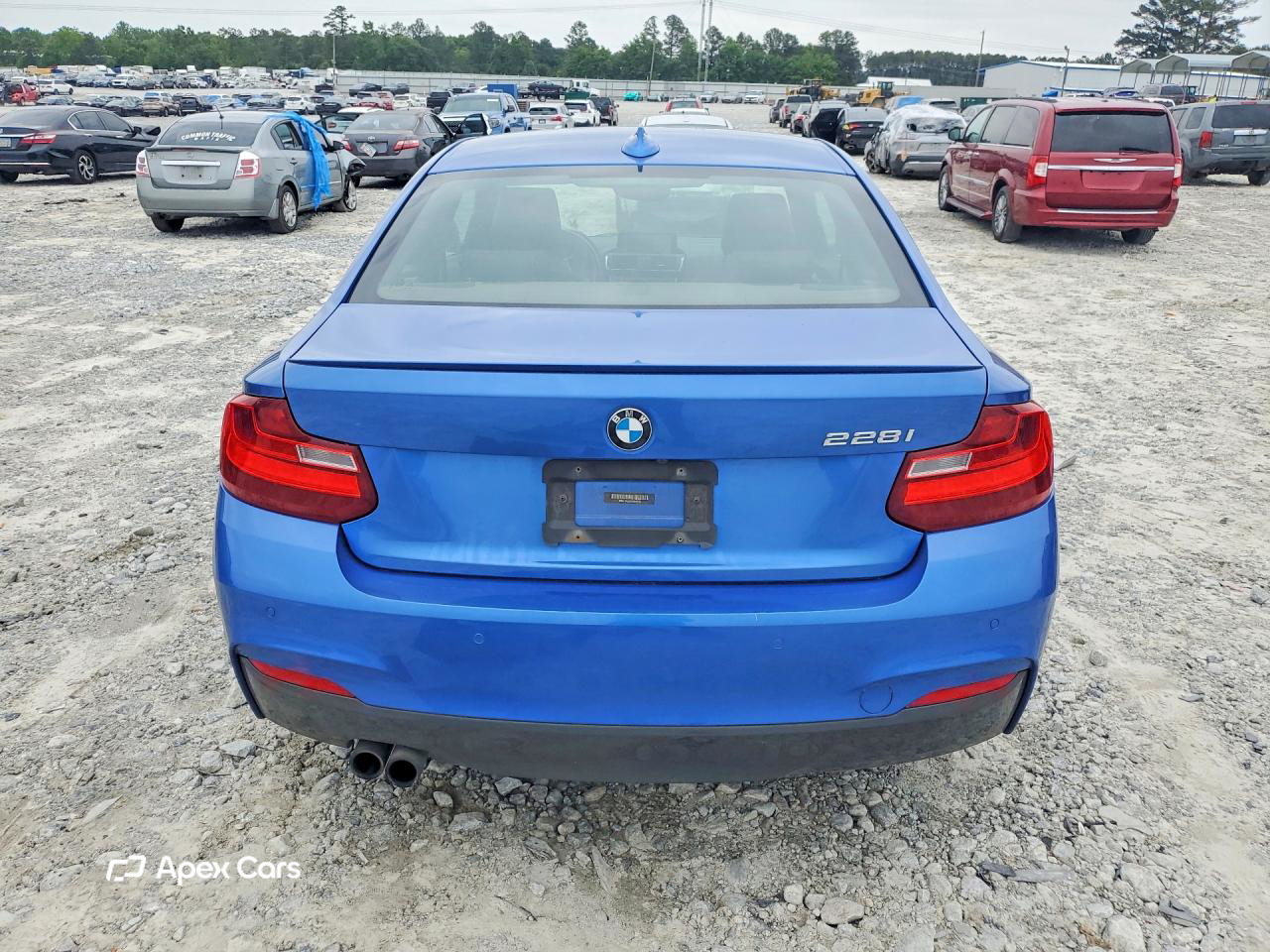 BMW Series 2 2016