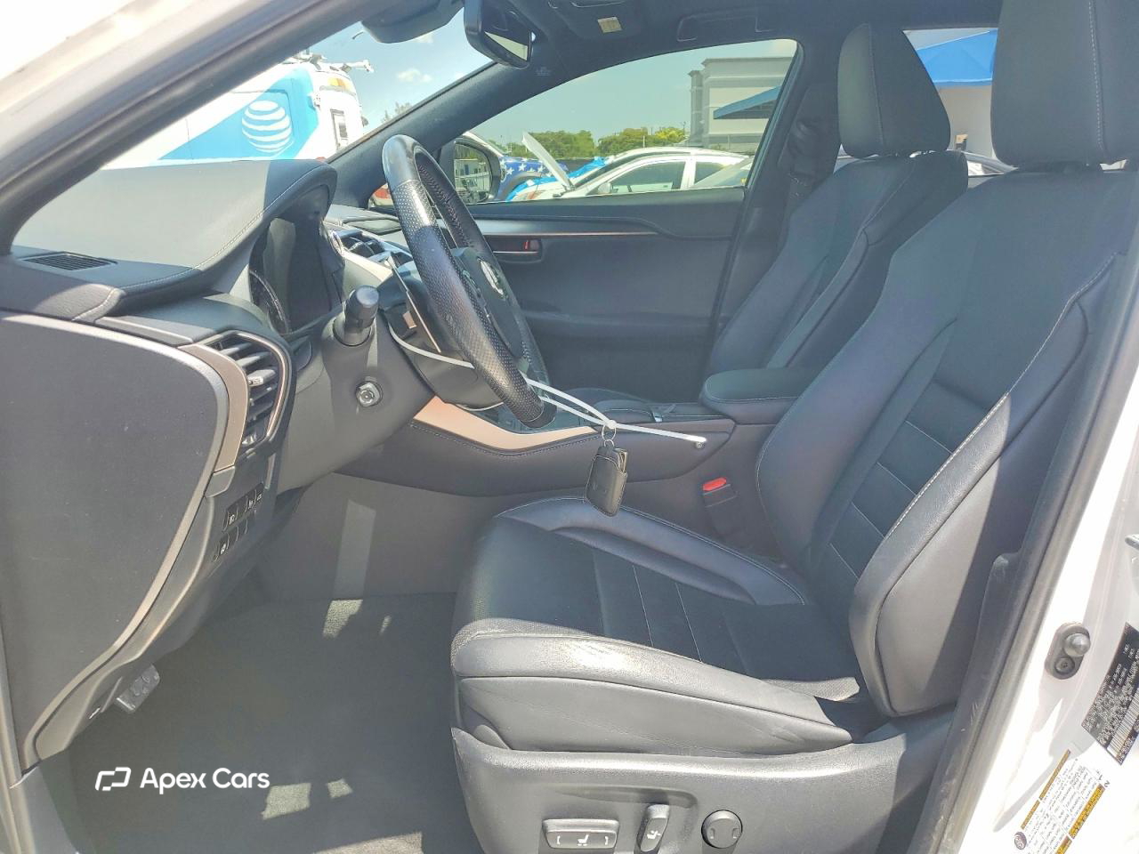 Lexus NX 2020