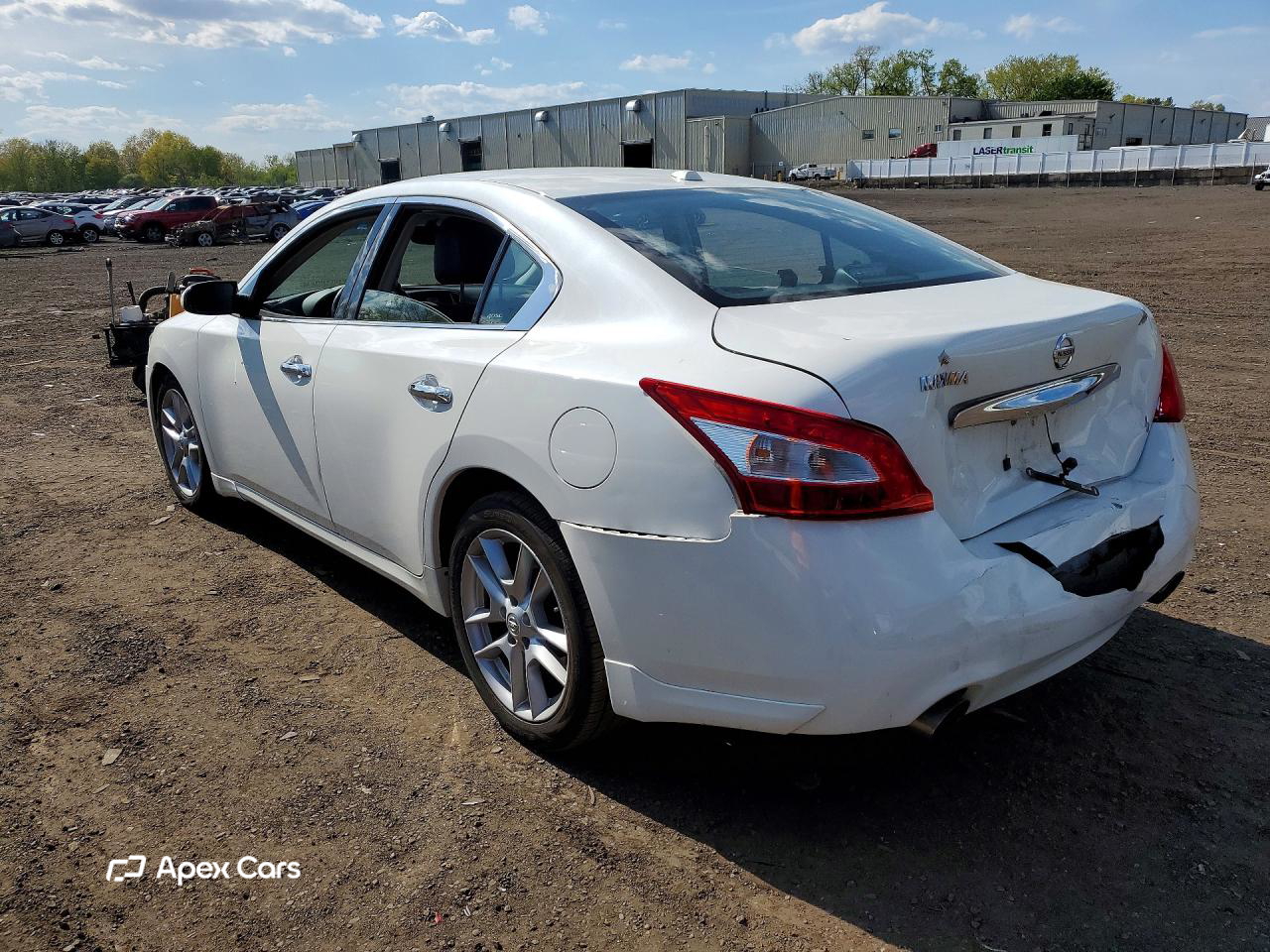Nissan Maxima 2010