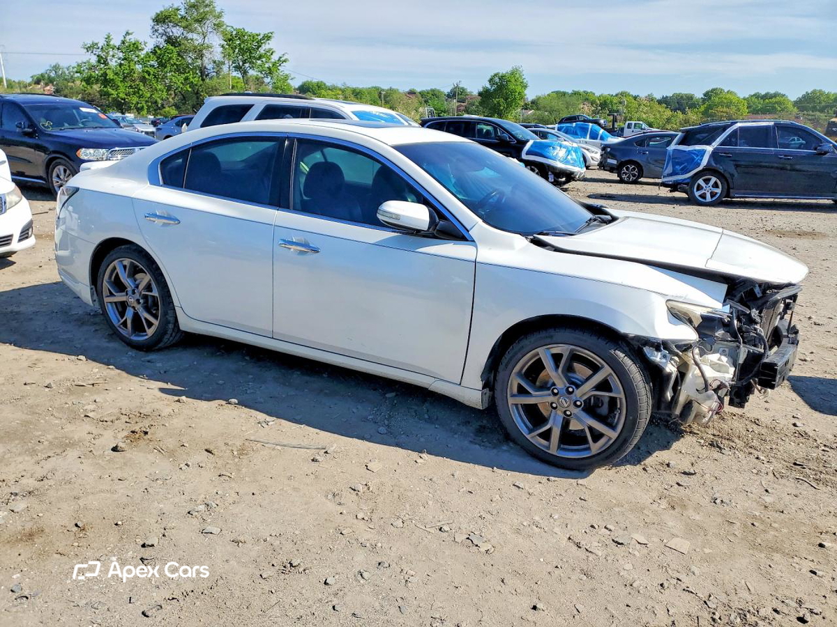 Nissan Maxima 2013