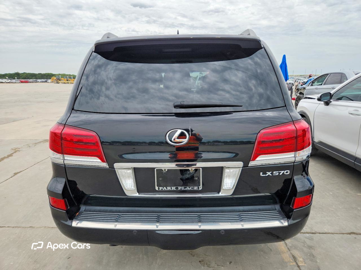 Lexus LX 2015