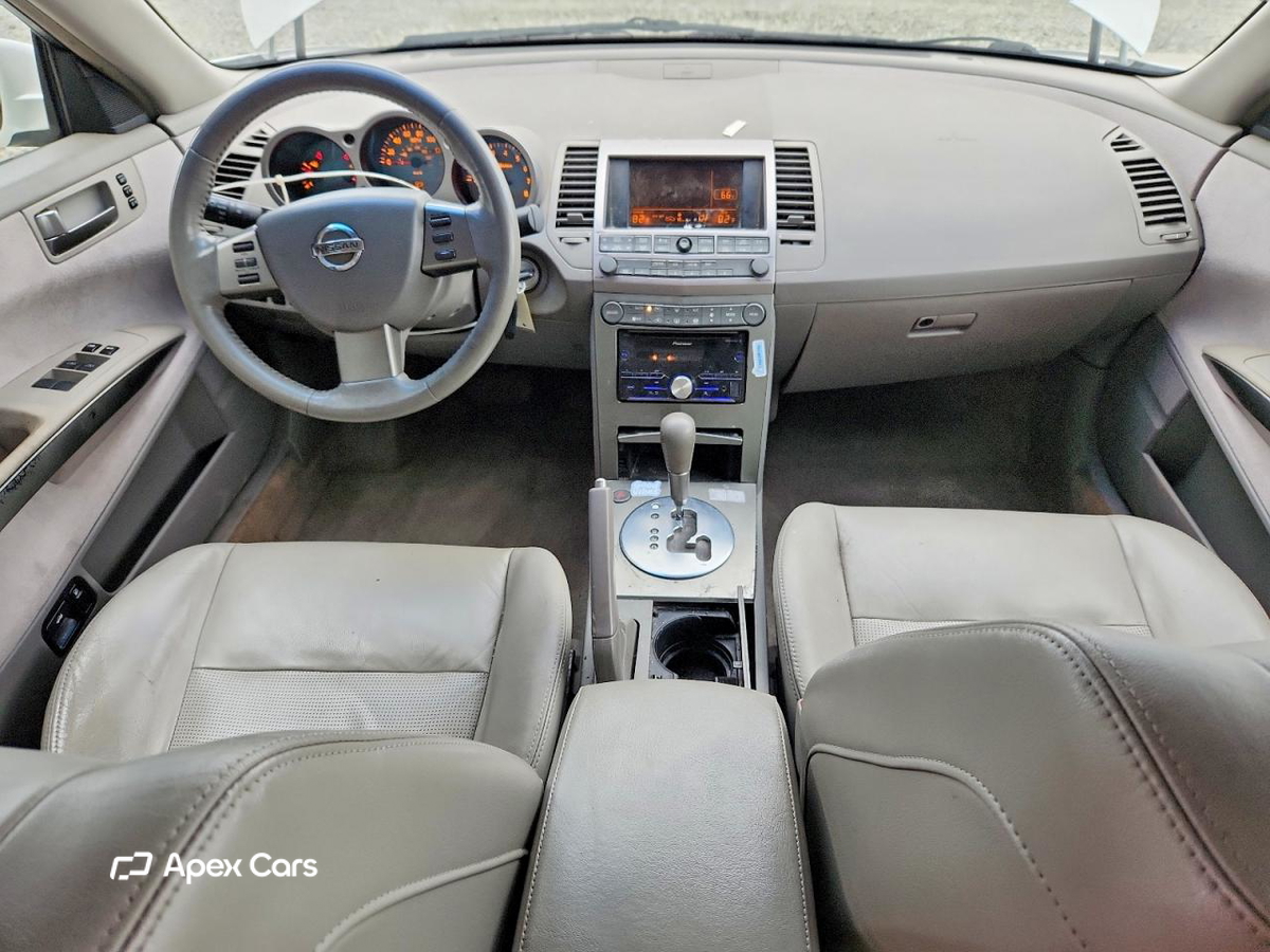 Nissan Maxima 2004