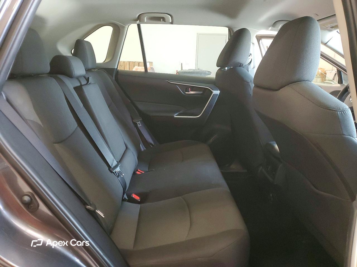 Toyota RAV 4 2025