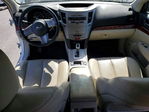 Subaru Outback 2011