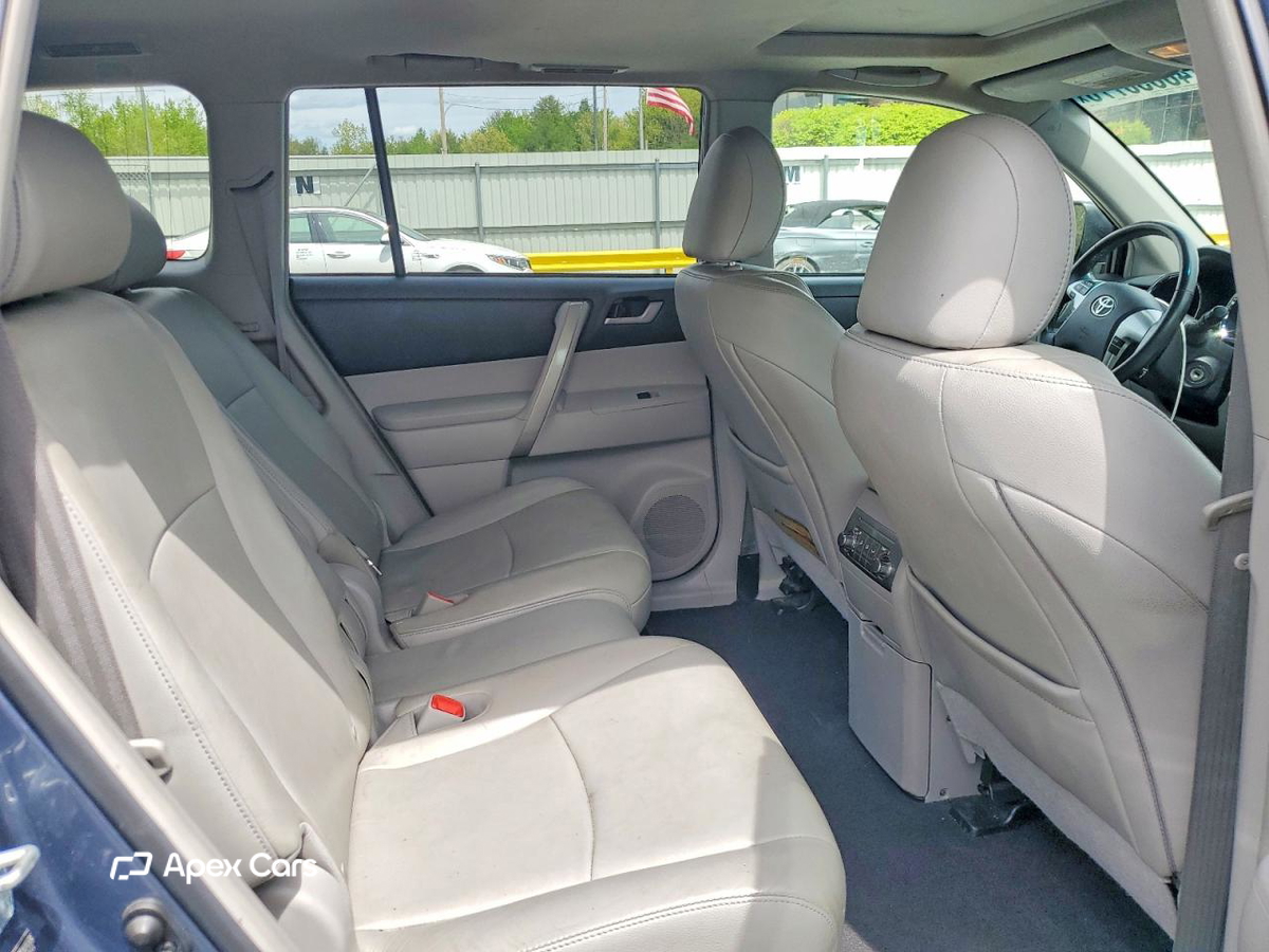 Toyota Highlander 2013