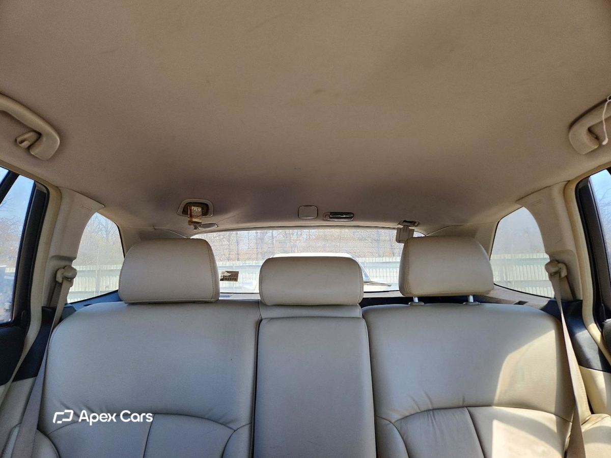 Subaru Outback 2011