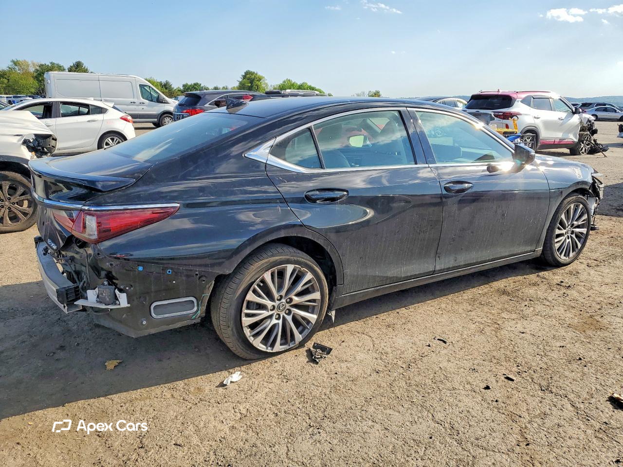 Lexus ES 2020
