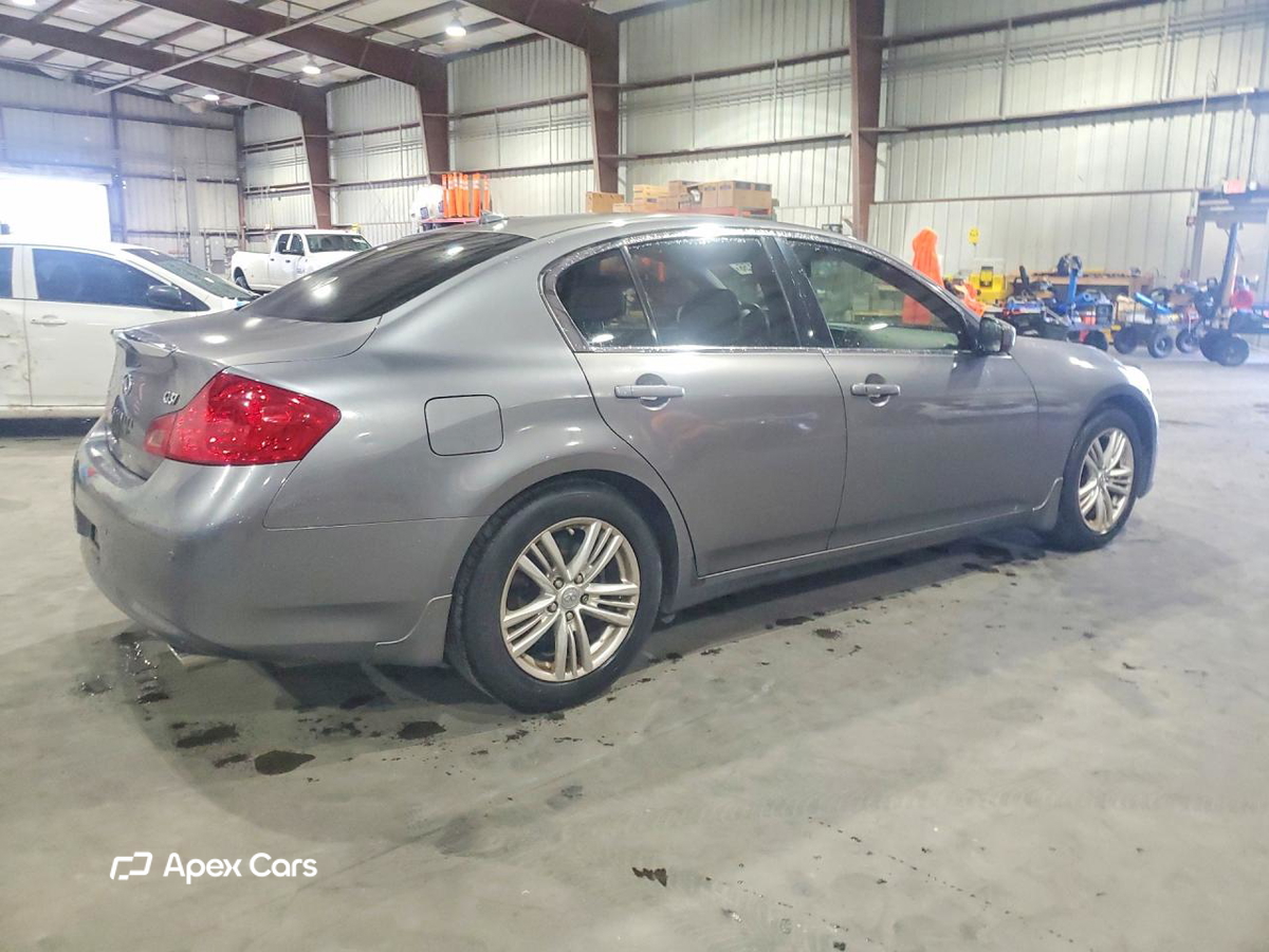 Infiniti G 2013