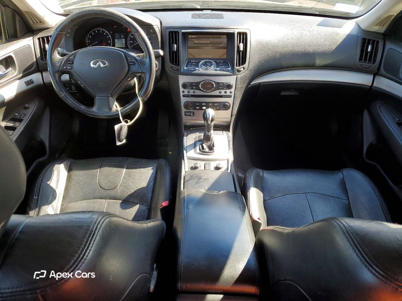 Infiniti G 2010