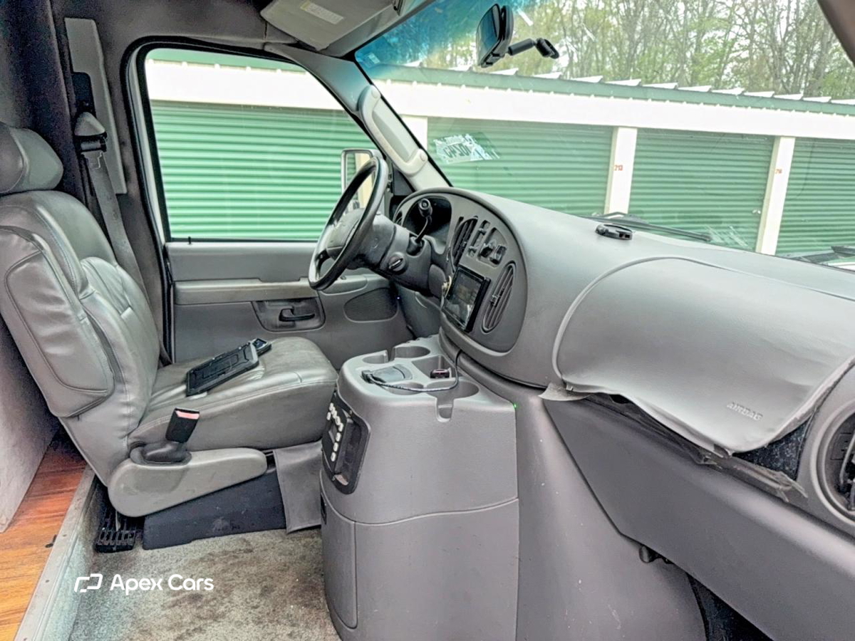 Ford Econoline 2003