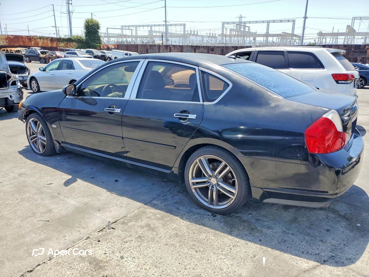 Infiniti M 2006