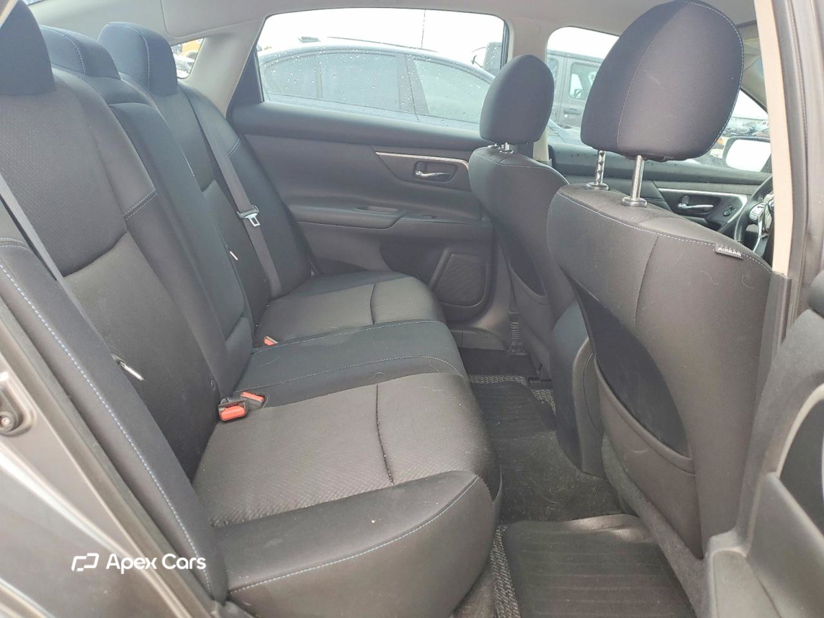 Nissan Altima 2016