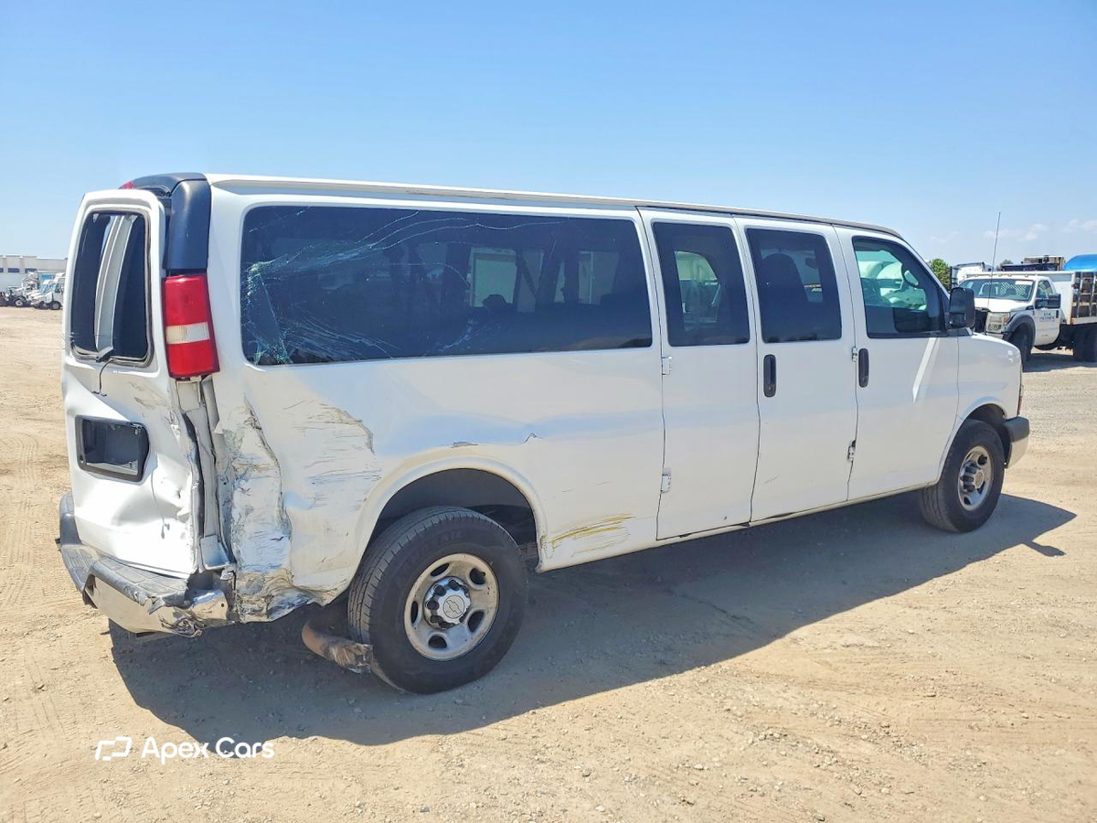 Chevrolet Express 2013
