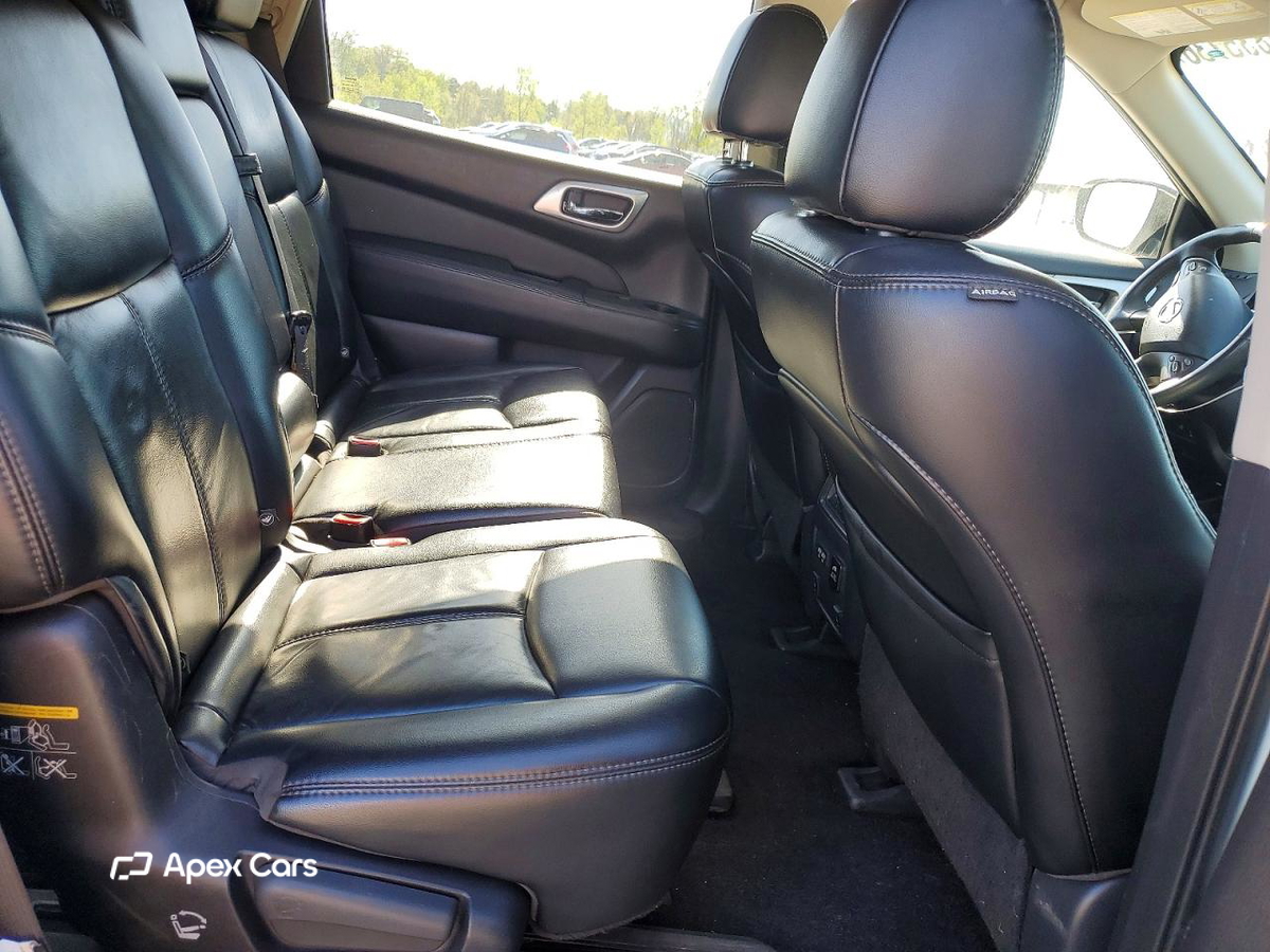 Nissan Pathfinder 2017